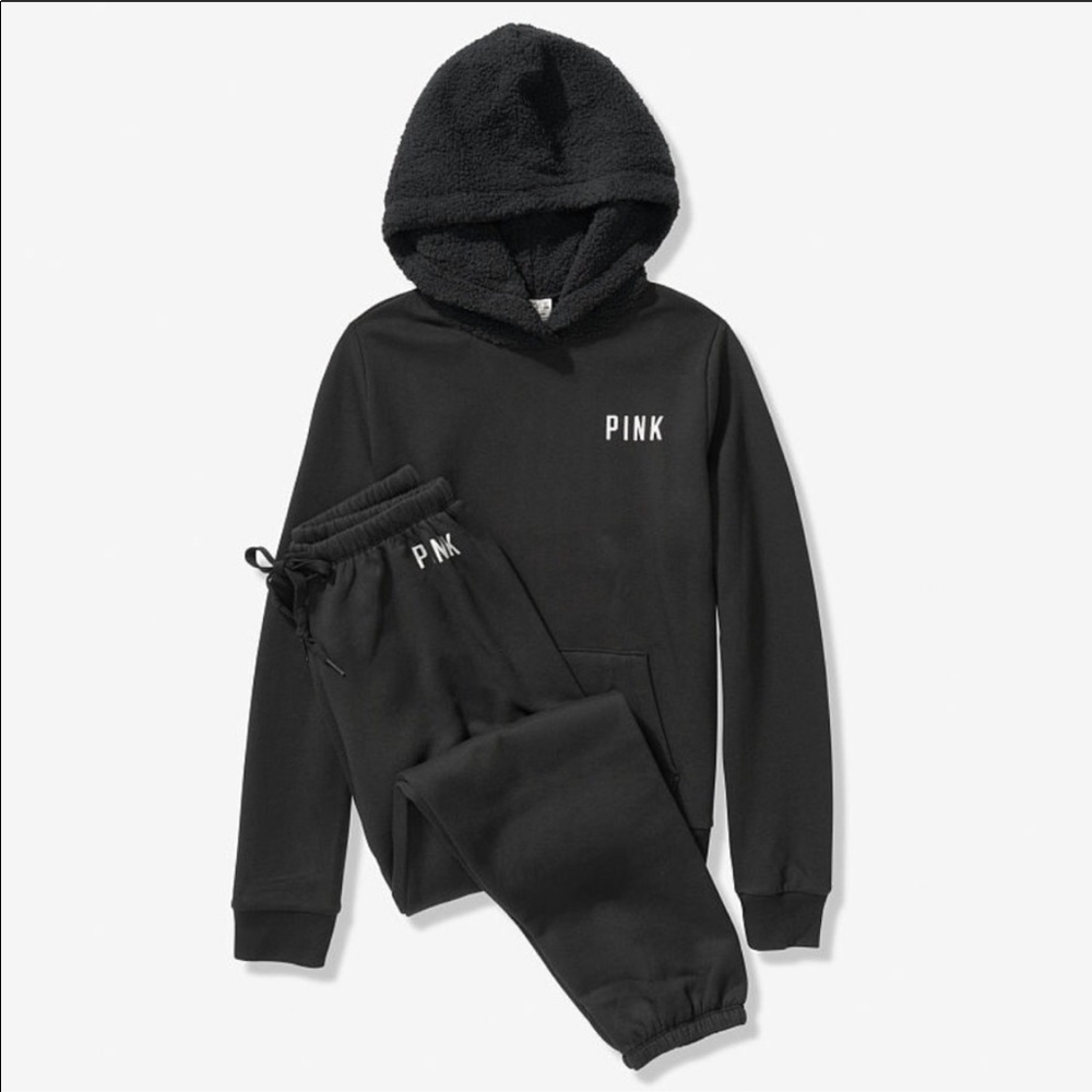 PINK VS Perfect Pullover & Classic Pant Gift Set